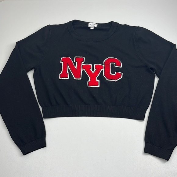 Julie Mollo Size XL Cropped NYC Long Sleeve Sweater - Picture 1 of 7